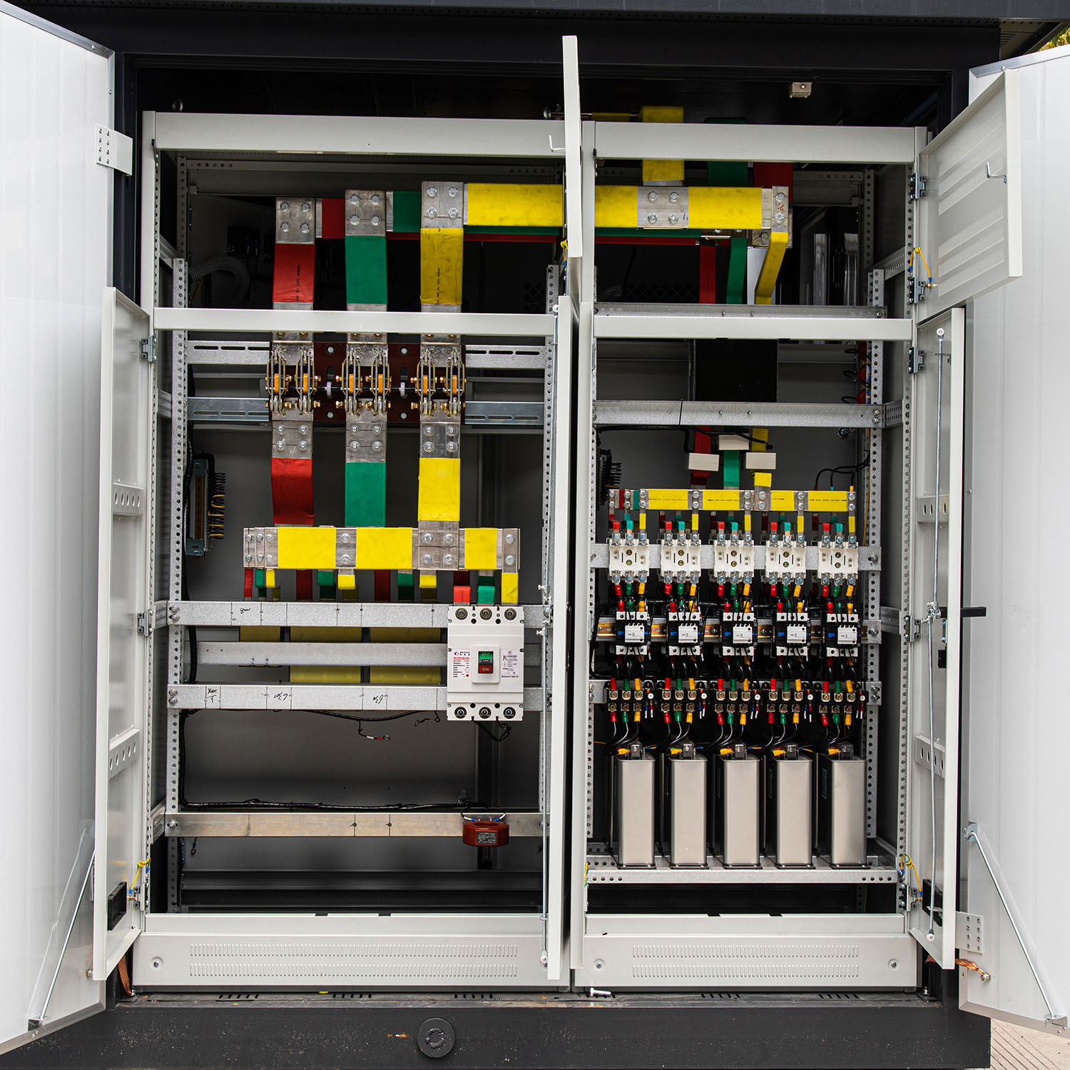 Complete transformer substation